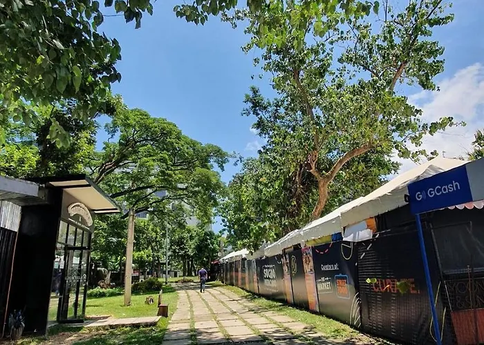Place To & Enjoy At It Park Cebu